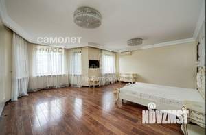 Коттедж 450м², 3-этажный, участок 37 сот.  