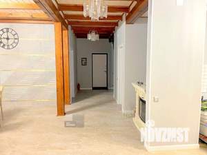 Дом 201м&sup2;, 3-этажный, участок 8 сот.  