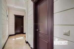 Дом 228м², 2-этажный, участок 6 сот.  