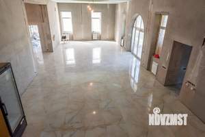 Дом 1018м², 3-этажный, участок 12 сот.  