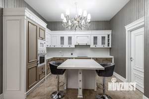 Дом 328м², 1-этажный, участок 16 сот.  