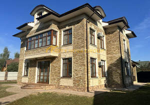 Дом 627м², 2-этажный, участок 16 сот.  