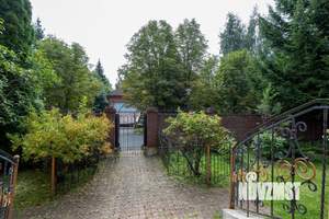 Коттедж 384м², 2-этажный, участок 15 сот.  