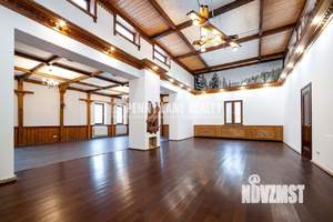Дом 1500м², 4-этажный, участок 90 сот.  