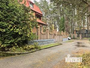 Коттедж 522м², 3-этажный, участок 9 сот.  