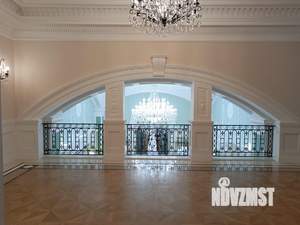 Дом 1670м², 4-этажный, участок 40 сот.  