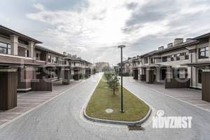 Таунхаус 367м², 2-этажный, участок 6 сот.  