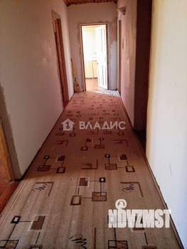 Дом 358м², 3-этажный, участок 10 сот.  