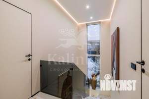 Дом 250м&sup2;, 2-этажный, участок 6 сот.  