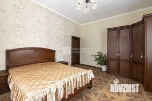 Дом 217м², 2-этажный, участок 8 сот.  