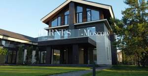 Дом 1500м², 3-этажный, участок 22 сот.  