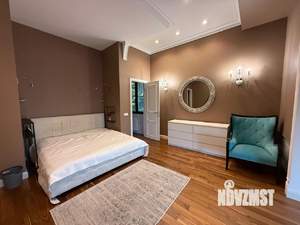 Коттедж 320м², 3-этажный, участок 25 сот.  
