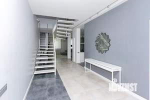 Дом 259м², 2-этажный, участок 6 сот.  