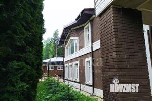 Дом 650м², 2-этажный, участок 40 сот.  