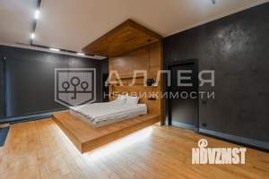 Дом 540м², 2-этажный, участок 25 сот.  