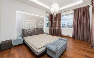 Дом 750м², 2-этажный, участок 40 сот.  