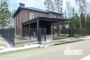 Дом 282м², 2-этажный, участок 8 сот.  