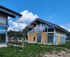 Дом 270м², 2-этажный, участок 12 сот.  