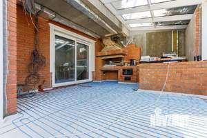 Дом 550м², 3-этажный, участок 5 сот.  