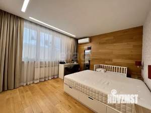 Таунхаус 150м², 3-этажный, участок 1 сот.  