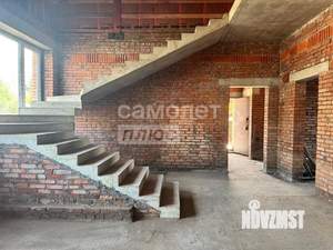 Коттедж 336м², 2-этажный, участок 10 сот.  