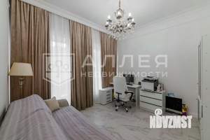 Дом 630м², 2-этажный, участок 8 сот.  