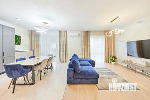 Таунхаус 186м², 2-этажный, участок 3 сот.  