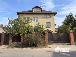 Дом 400м&sup2;, 3-этажный, участок 9 сот.  