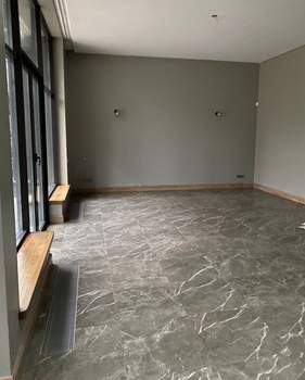 Дом 361м², 2-этажный, участок 5 сот.  