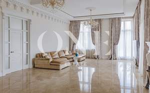 Дом 1660м², 3-этажный, участок 25 сот.  