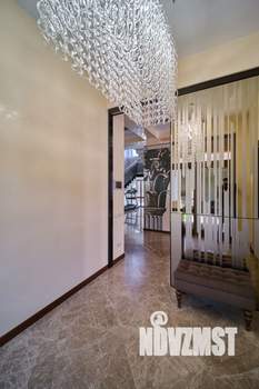 Коттедж 366м², 2-этажный, участок 11 сот.  