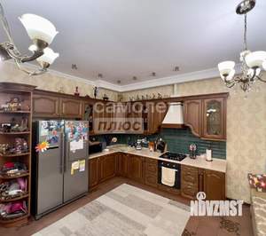 Таунхаус 146м², 3-этажный, участок 2 сот.  