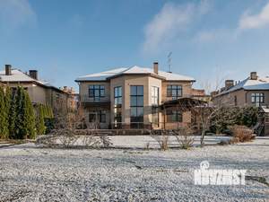 Дом 988м², 2-этажный, участок 30 сот.  