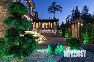 Дом 1700м², 2-этажный, участок 46 сот.  