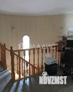 Дом 250м², 2-этажный, участок 6 сот.  