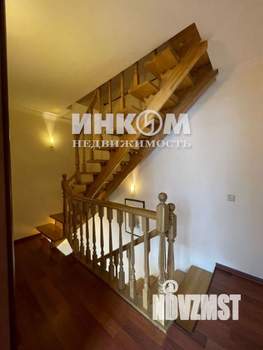 Таунхаус 120м², 3-этажный, участок 1 сот.  
