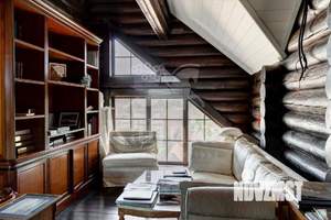 Дом 560м&sup2;, 2-этажный, участок 130 сот.  