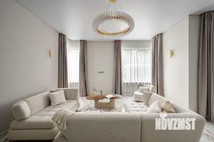 Коттедж 250м², 2-этажный, участок 10 сот.  