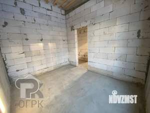 Коттедж 180м², 2-этажный, участок 5 сот.  