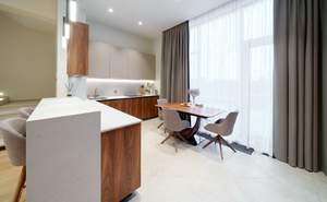 Дом 278м², 3-этажный, участок 2 сот.  