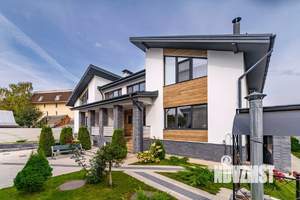 Дом 650м², 2-этажный, участок 9 сот.  