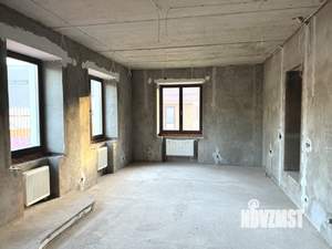 Дом 521м², 3-этажный, участок 12 сот.  