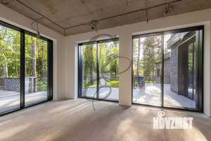 Дом 1700м², 2-этажный, участок 46 сот.  