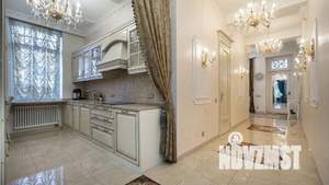 Коттедж 270м², 2-этажный, участок 12 сот.  