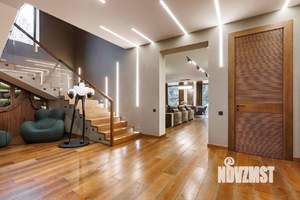 Коттедж 975м², 2-этажный, участок 30 сот.  