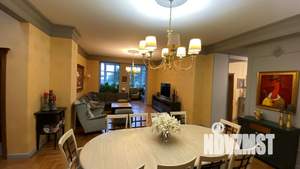 Коттедж 362м², 2-этажный, участок 11 сот.  