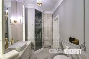 Дом 360м², 3-этажный, участок 15 сот.  