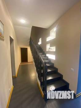 Дача 380м², 3-этажный, участок 8 сот.  