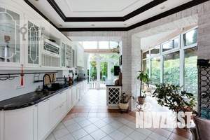 Дом 630м², 4-этажный, участок 12 сот.  