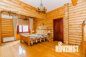 Дом 700м², 3-этажный, участок 15 сот.  